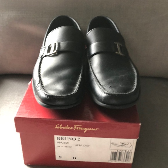 Ferragamo Loafers - Picture 2 of 6